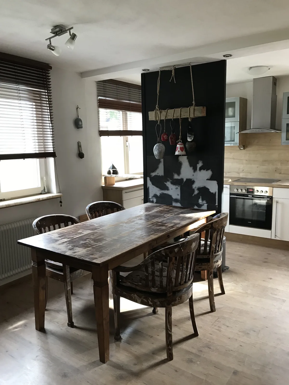 Keuken met een eettafel